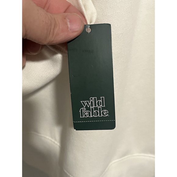 Wild Fable Sweatshirt Women's Large Cream Surf & Sand NWT - Picture 9 of 12